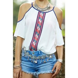 Stylish White Spaghetti Strap Off The Shoulder Vin